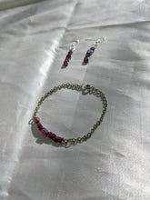 Load image into Gallery viewer, natural garnet bracelet and earring set
